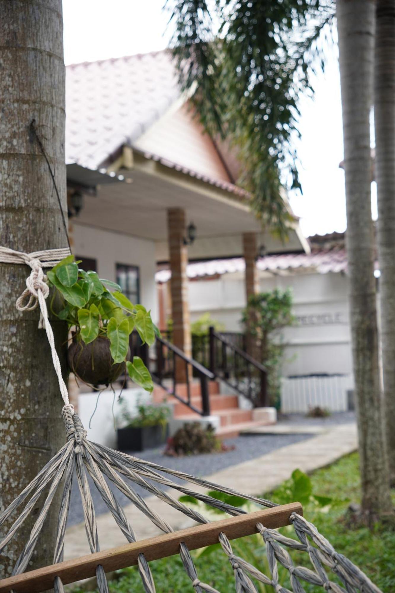 Naraya Resort Ko Lanta Exterior foto